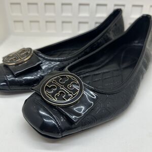 Tory Burch Shoes Womens Size 6 Black Patent‎ Embossed Logo Flats EU 36 M6229-31